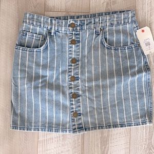 Billabong Women’s Good life a denim skirt size 29